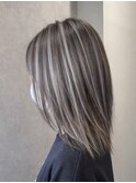 レイヤーカットミルクティーベージュブリーチなしダブルカラー
