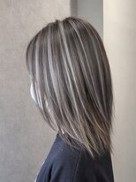 コタ 水戸(COHTA)&nbsp;レイヤーカットミルクティーベージュブリーチなしダブルカラー