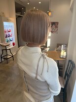 カシータヘアー(Casita hair) 透明感ライトベージュ/ショートレイヤーボブ