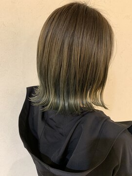 ビーエリア 本店(BE AREA) ハイライト、オリーブグレージュ