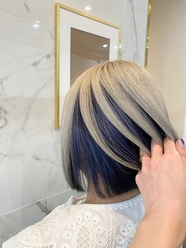 ジーナ セントラル銀座(Zina) ホワイトブリーチ＊セクションカラー＊ネビージュ ZinaCENTRAL