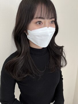 シェノン 西梅田(CHAINON) グレーベージュ/レイヤーロング/黒髪/前髪パーマ