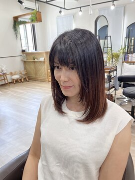 ルル 宇都宮(Loulou) 顔まわりレイヤースタイル