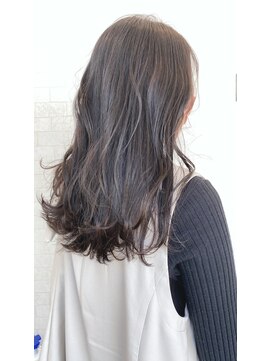 美容室 ミヤモト グレージュロング