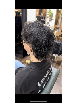 シックス 大竹店(ciQz) 波巻きウルフ