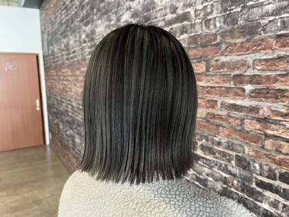 ワントーンヘアー(one tone hair)の写真