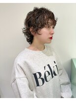 ホロ(hollo) ショートウルフパーマロングウルフパーマレイヤーパーマ