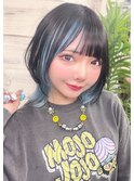 ☆CAPSULE☆インナーカラー　スカイブルー　ウルフカット