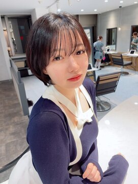 ロンドブルーム 天神大名店(Lond Bloom) イメチェンショート外はねボブ美髪ブルーブラックワイドバング