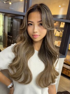 サニー 渋谷(SUNNY) ハイライト、バレイヤージュ、ケアブリーチ、レイヤーカット