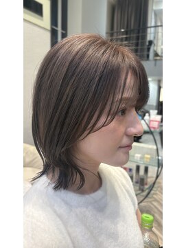 アース 銀座店(HAIR&MAKE EARTH) 【20代、30代、40代】軽めレイヤーボブ、