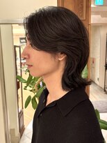 ビュートリアム265(BEAUTRIUM 265) ナチュラルセンターパート フェザーパーマ シースルーウルフ