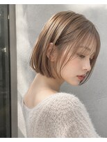 ラベストオイケ(LOVEST OIKE)&nbsp;透明感ベージュ×ミニボブ / 20代