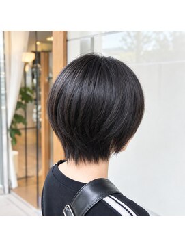髪質改善サロン WE BE PARSLEY atre 川越店【ウィービーパセリアトレ】 艶髪×小顔見せの美シルエットショート