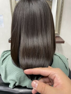 レイ(ray.) エステカラー／艶髪ストレート／TOKIO／グレージュ