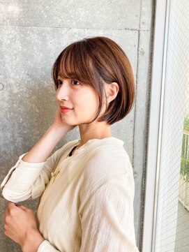 アンバー 池袋(amber) 大人ショートボブ/ベージュカラー/流れる顔まわり[池袋駅]