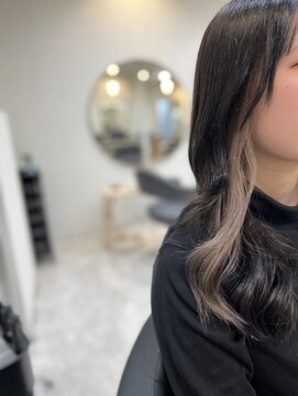 エリス ウメダ(Eliss umeda) イヤリングカラー！