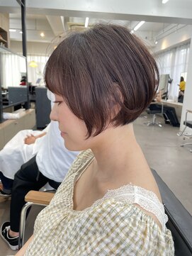 ユノ(juno) 【中目黒】襟足スッキリ！大人かわいい丸みショート☆