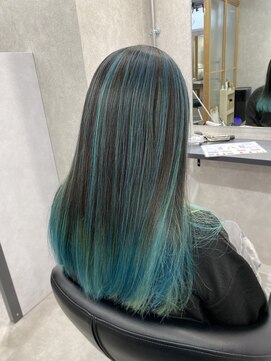ヘアサロン ドットプラス 町田店(dot. plus) 【山本　直幸】デザインカラー×ターコイズブルー