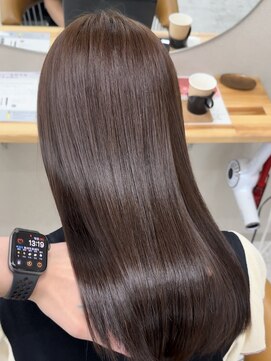 シカ 神戸三宮元町店(Cica) 神戸 三ノ宮 元町 髪質改善 透明感カラー