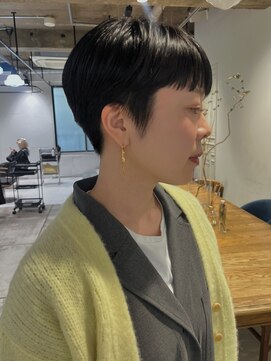 ダンボ(DUMBO) 【kacho】刈り上げ　ショート