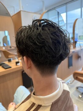 アクセスムーン 上水戸店(Access Moon) MEN’S HAIR/波巻きツイストスパイラル/リバースセンターパート