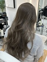 ジーナ 吉塚(Zina)&nbsp;透け感オリーブベージュ【福田れん】博多 吉塚 美容室