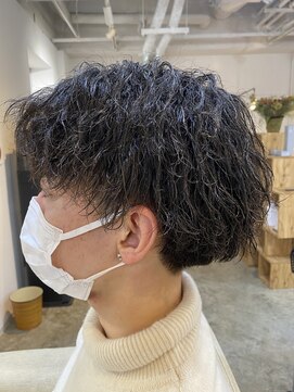 エルオム(EL.HOMME) ツイストスパイラルパーマ