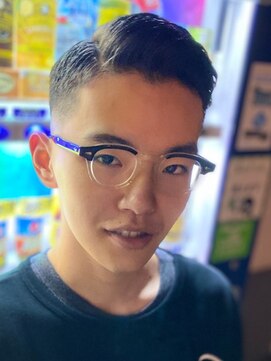 バーバーリング メソッド(BARBERING METHOD) カジュアルフェードカットスタイル