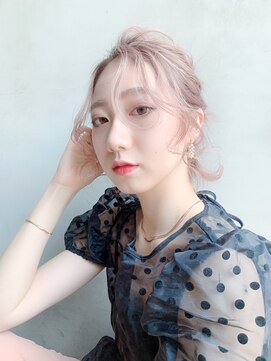 アイティーバイアルバム 八王子店(IT by ALBUM) お団子アレンジ_ラベンダーカラーくびれミディ_28375