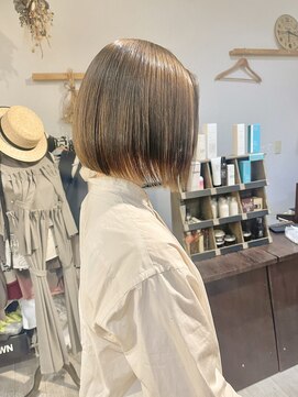 ヘアーアンドアトリエ マール(Hair&Atelier Marl) 【Marl】フォギーベージュカラー×ミニボブ
