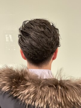 ザバーバー 東京(THE BARBER) かきあげパーマスタイル