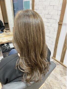 ベルポ(Bellpo) 白髪ぼかしカラー　シークレットハイライト×オリーブベージュ