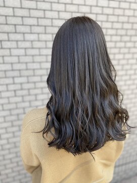 リア(Lia by KENJE) Lia&岡本拓朗 暗めにカラーしたい方におすすめ!