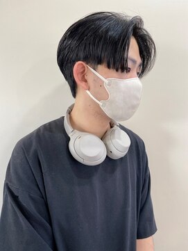 レーヴス(REVES) ストレートパーマ　センターパート