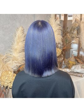 ヘアーデザインルアナ(Hair design Luana.) そこまで暗くしないネイビーカラー