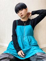 キジ(kiji)&nbsp;【kiji】ネイビーカラー×コンパクトマッシュショート。