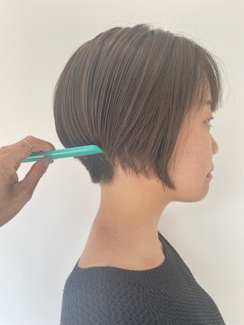 マメ(mame) 刈り上げショート