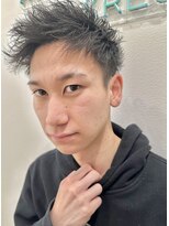 ロミーオム 本厚木(ROMMY. Homme)&nbsp;ツーブロック刈り上げツイストパーマアップバングメンズヘア