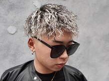 メンズグルーミングナンバーナイン(MEN'S GROOMING NUMBER NINE)の雰囲気（「フェードの鋭さ、パーマの躍動感、メッシュの輝きで一歩先へ」）