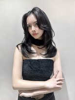 ジーナ 渋谷本店(Zina)&nbsp;ミディアムレイヤー×ダークグレー