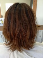 マルーン(maroon)&nbsp;ミディアムゆるふわパーマ