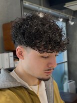 フィフス(fifth)&nbsp;外国人風パーマスペインカールフェードスパイラルパーマ刈り上げ