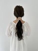 バド(bado)&nbsp;ヘアセット/お呼ばれヘア/パーティーヘア/ローポニーテール