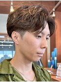 横浜西口フェザーパーマシャドウパーマセンターパートウルフ緩め