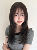 リエンスクレア(RIENS xrea)&nbsp;透明感オリーブベージュ×ハッシュカット/勝浦悠加