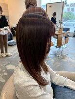 ボンドヘアステージ 良福寺店(BOND hair stage)&nbsp;毛先ハイライトで楽しむ大人の上品ヘアカラー｜自然なおしゃれ