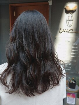 ウィーク 梅田(UiiC) 大人女子の暗髪アッシュグレージュ【uiicumeda sachi】