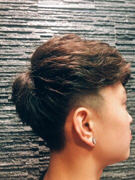 ヒロギンザ 青山店(HIRO GINZA) ツーブロック前下しスタイル