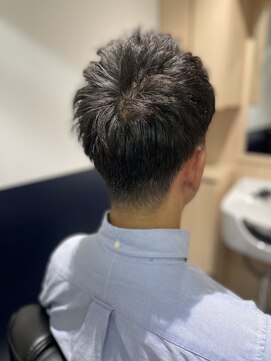 リバティシェアバーバー 銀座(LIBERTY SHARE BARBER) 2ブロックショート/ビジネス/カジュアル/銀座<理容室>東銀座